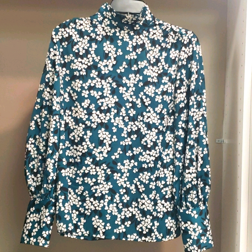 Gorgeous silky blouse